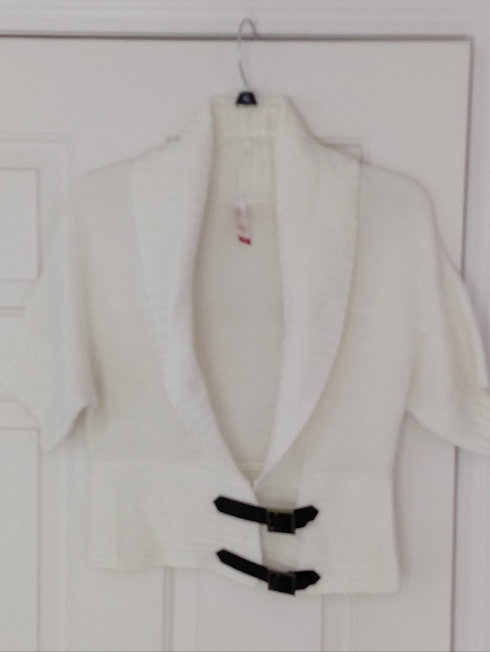 No Boundries Cream Short Sleeve Fitted Crop Buckle Cardigan Sweater Size M 7-9